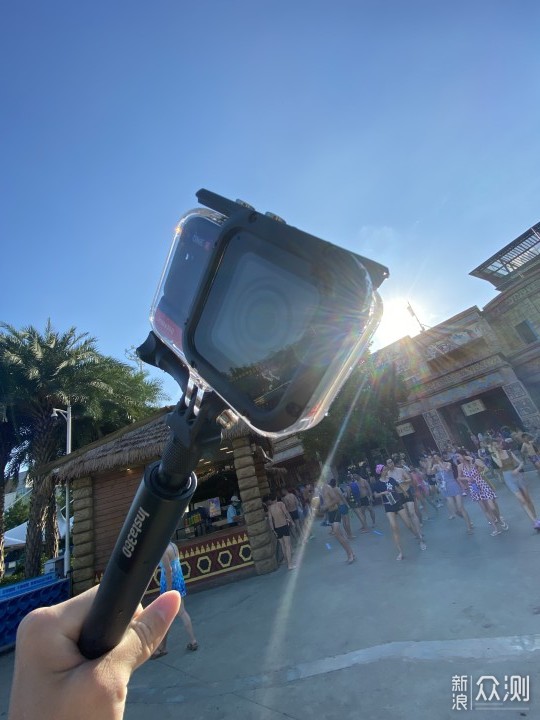 种草夏日运动相机，Insta360One R潜水壳体验_新浪众测