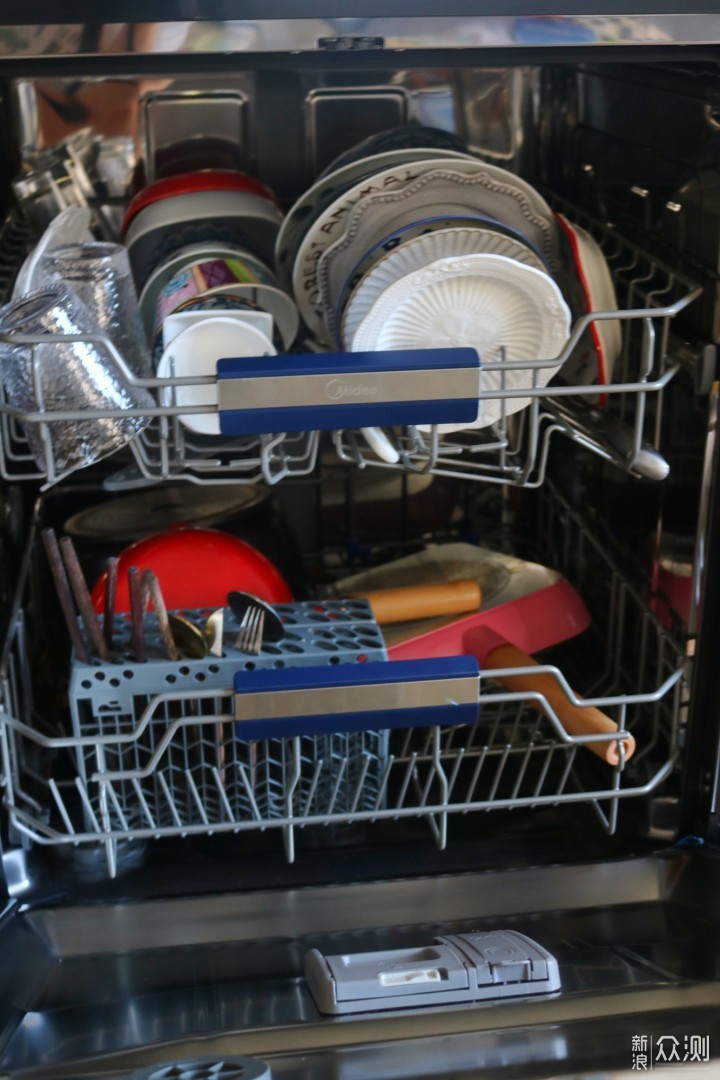 美的J10洗碗机：厨房大件之首，买了就后悔！_新浪众测