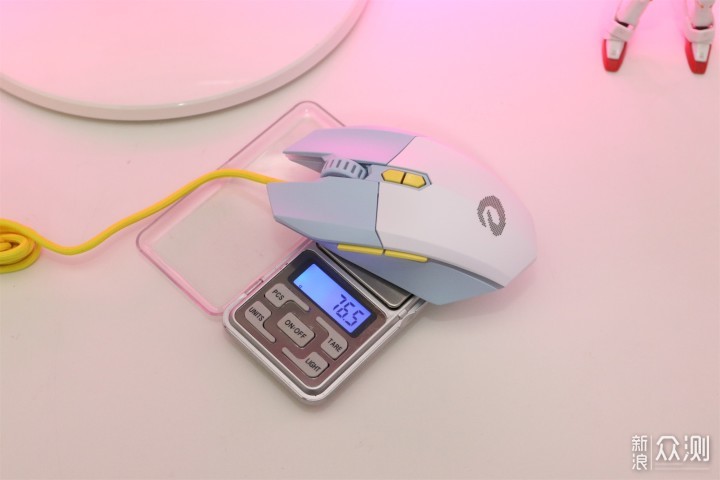 新配色，平民级轻量化游戏鼠标 达尔优EM910_新浪众测