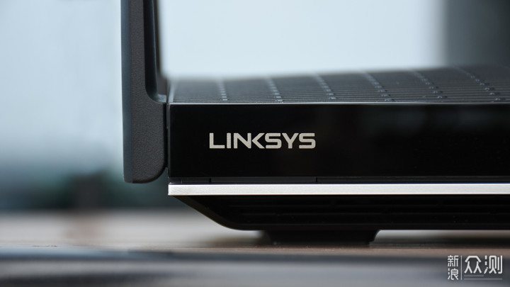 家族式网络解决方案 Linksys MR9600路由器_新浪众测