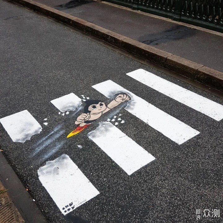街头艺术，给你不一样的“斑马线”视觉艺术。_新浪众测