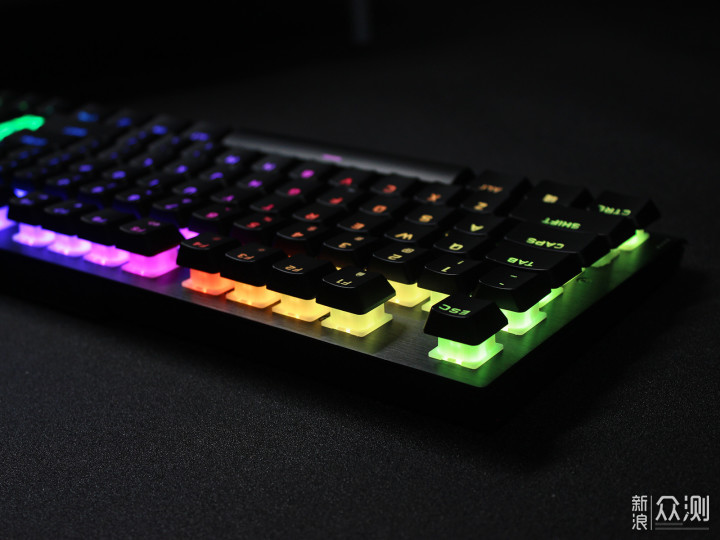 VIOLA新轴体验海盗船K60 RGB Pro机械键盘分享_新浪众测