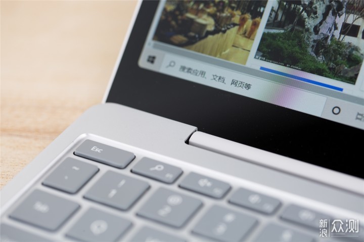 轻薄办公本领域内竞争者：Surface Laptop Go_新浪众测