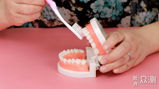 每天勤刷牙，为什么牙齿还是黄黄的？_新浪众测