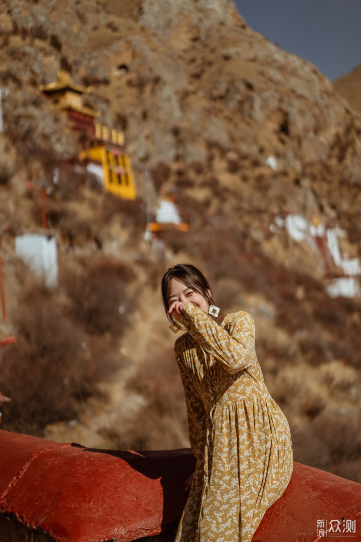 西藏悬崖上的寺庙，《扎叶巴寺》电影感游记_新浪众测