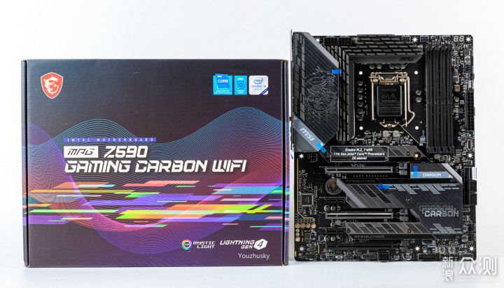 微星MPGZ590 GAMING CARBON WIFI开箱分享_新浪众测