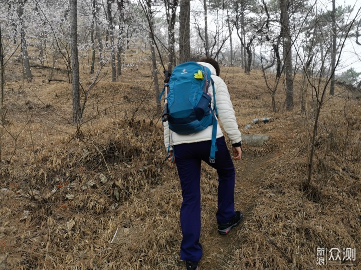 疫情后的春暖花开“背起福特拉，一览众山小”_新浪众测