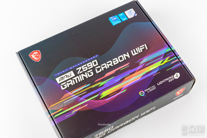 微星MPGZ590 GAMING CARBON WIFI开箱分享_新浪众测