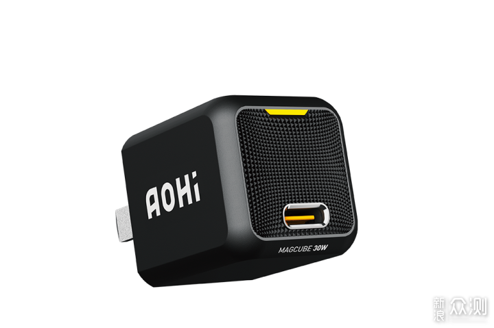 AOHI  MAGCUBE 30W PD微型快充充电器评测_新浪众测