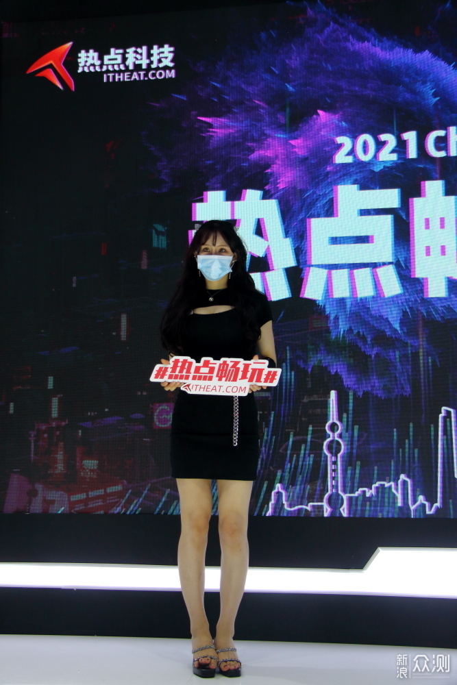 2021ChinaJoy热点畅玩Showgirl带来心动产品_新浪众测