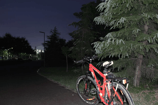迈极炫DA2500自行车灯——照亮我的夜骑之路。_新浪众测