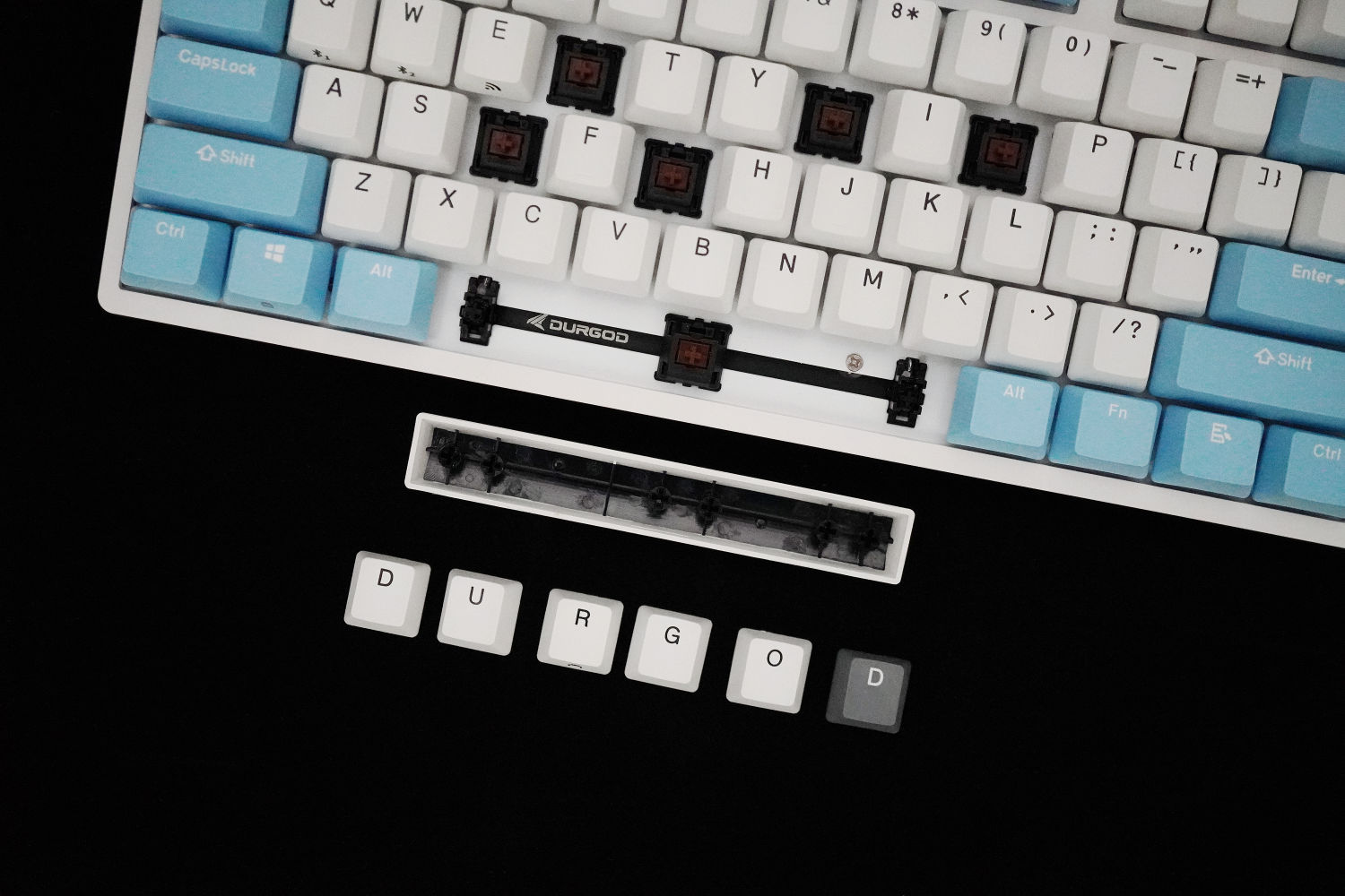 晴空蓝好心情：杜伽K320W茶轴机械键盘