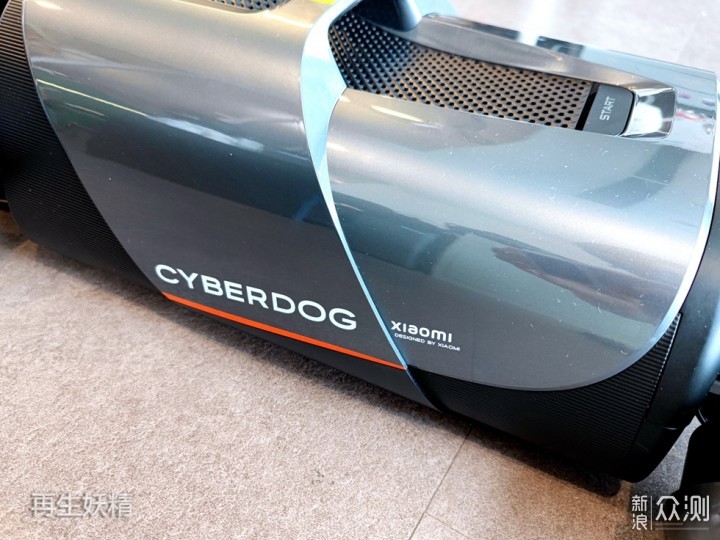 养的第一条狗是机器狗！CyberDog 铁蛋初体验_新浪众测