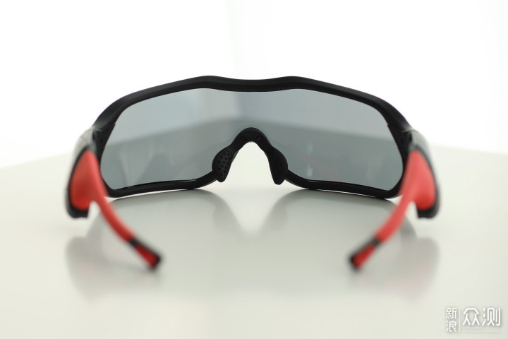 318RHYA智能眼镜，户外运动的科技伴侣_新浪众测