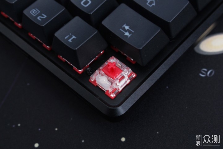 HyperX Alloy Origins 60 游戏机械键盘开箱_新浪众测