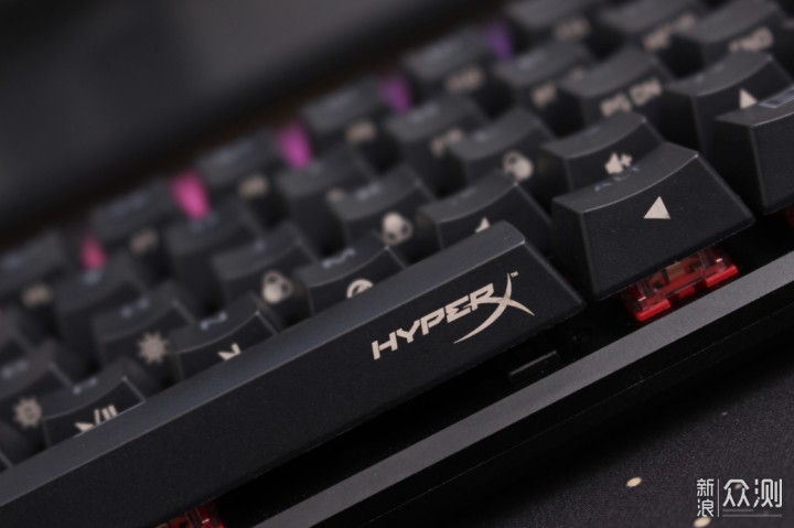 HyperX Alloy Origins 60 游戏机械键盘开箱_新浪众测