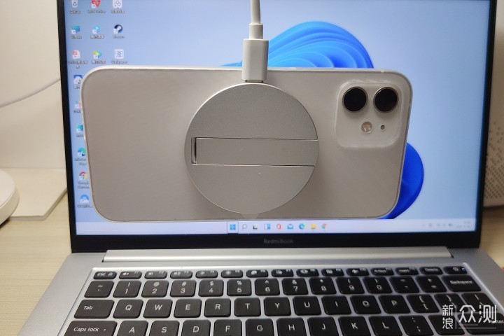 苹果MagSafe充电平替套装，亿色磁电空间体验_新浪众测