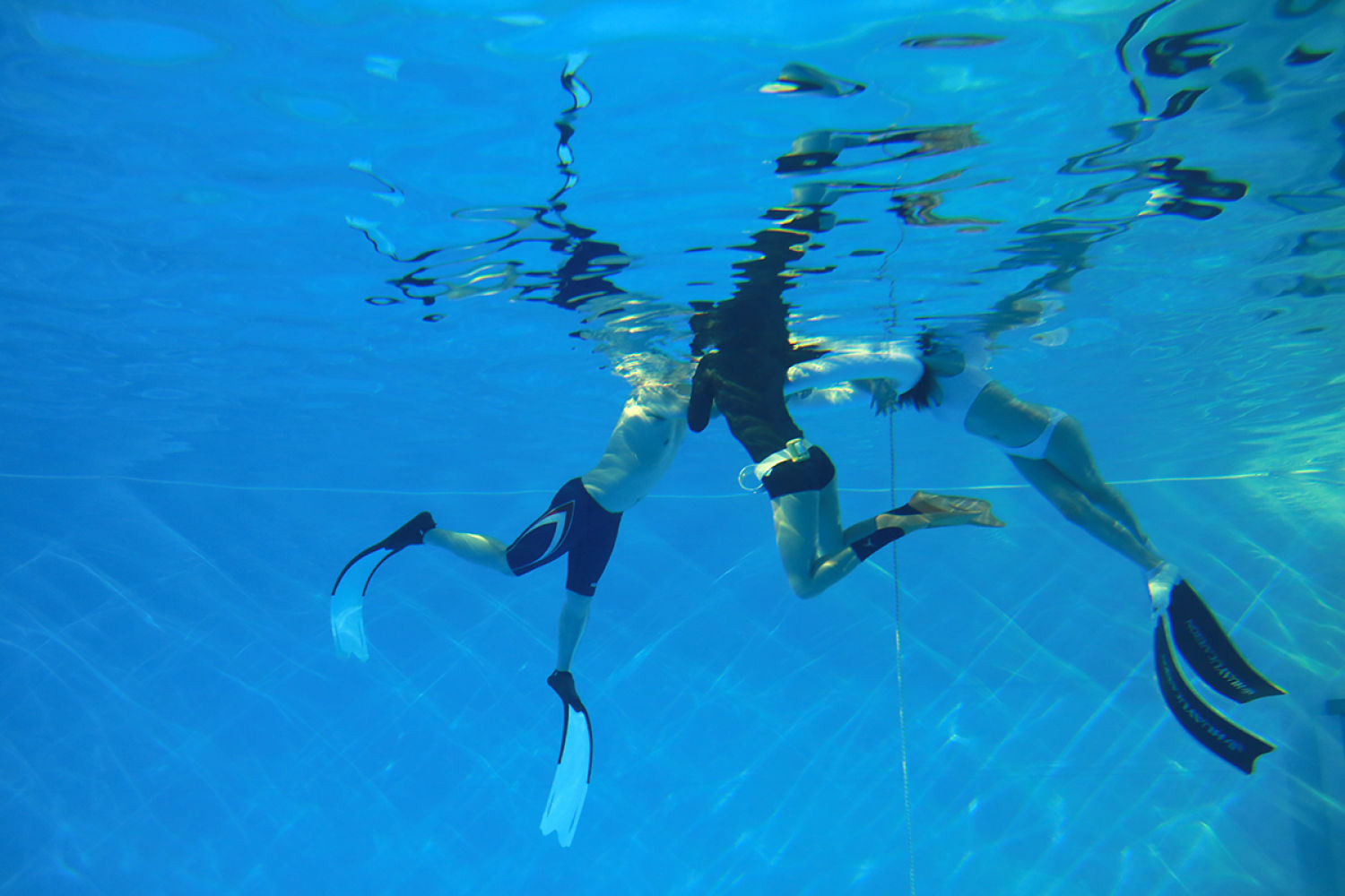 水下摄影：用镜头记录潜水者曼妙的身姿