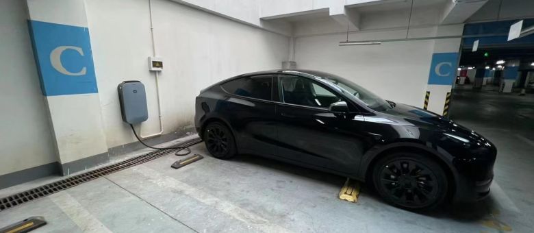 再添11kw电桩 搞定蔚来 Model 3和y充电问题 原创评测 新浪众测