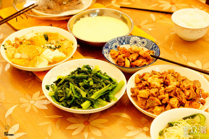 美好的食物需要美好的厨具，白月光珐琅不粘锅_新浪众测
