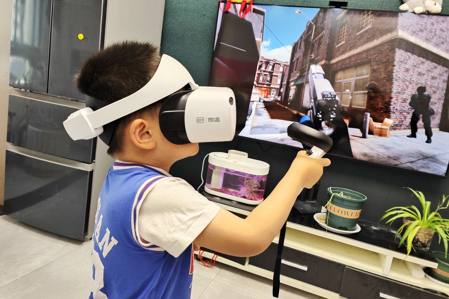 奇遇Dream Pro VR一体机：游戏、看片、健身