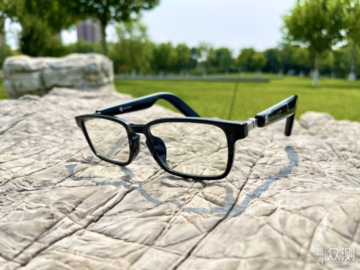 【好物测评】可以听歌的眼镜：声阔智能眼镜_新浪众测