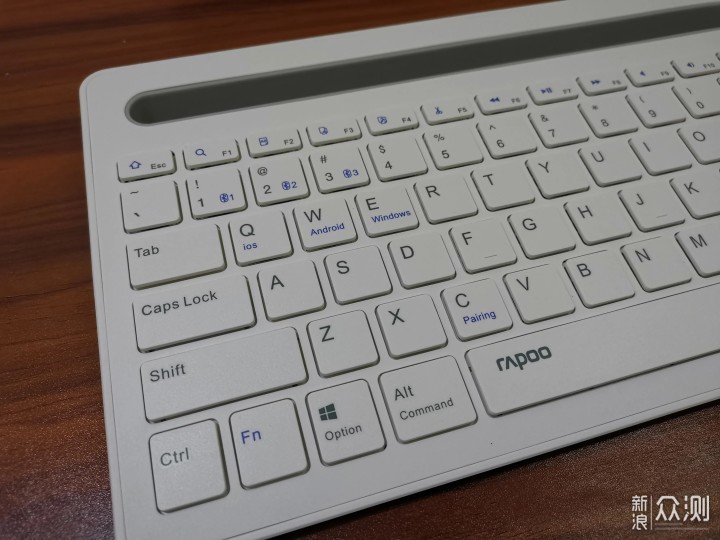 雷柏XK100蓝牙键盘，平板好助力_新浪众测
