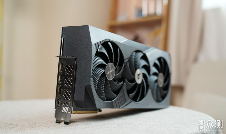 卡如其名超级雕！AORUS RTX 4090 MASTER 24G_新浪众测