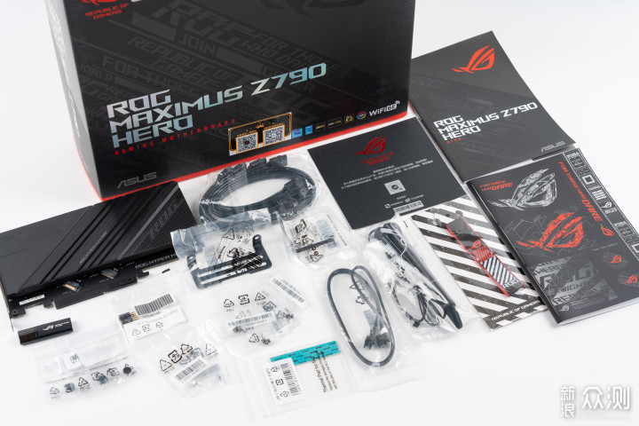 Z790HERO+4080星曜+海盗船5000T白色装机分享_新浪众测