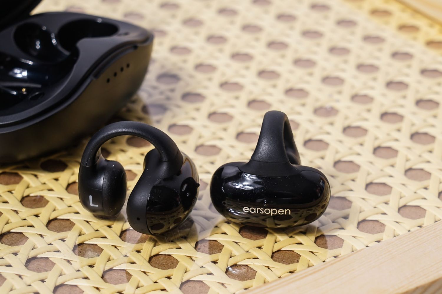骨聆SS900，一款全方位升级的骨传导蓝牙耳机