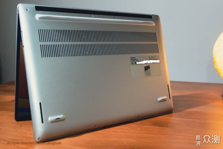 人生第一本轻薄电脑自然是荣耀MagicBook X 14_新浪众测