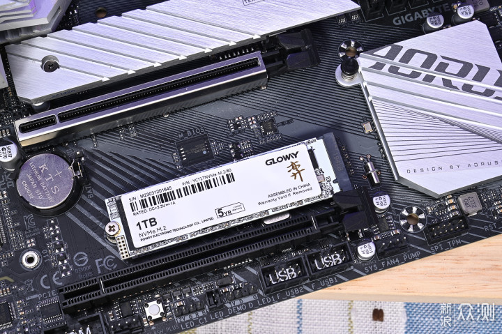 全国产的高端固态硬盘，光威弈PCIe4.0 SSD_新浪众测