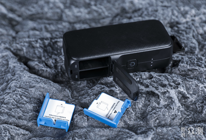 泰迅电池收纳式移动电源专为GoPro设计_新浪众测
