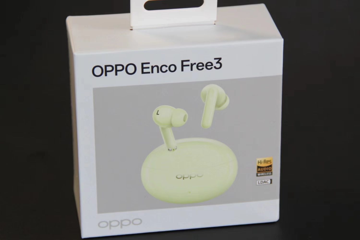 采用竹纤维振膜单元的OPPO Enco Free3耳机