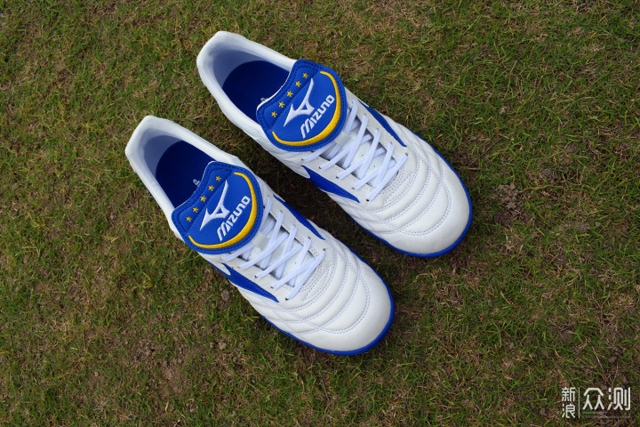 美津浓MIZUNO WAVE CUP LEGEND AS足球鞋