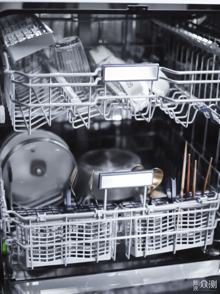 闪亮厨房的白色洗碗机选购攻略+618爆款推荐_新浪众测