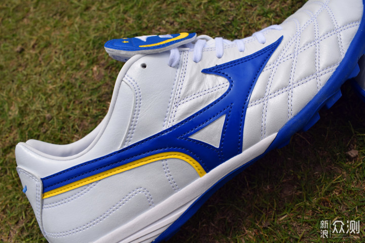 美津浓MIZUNO WAVE CUP LEGEND AS足球鞋