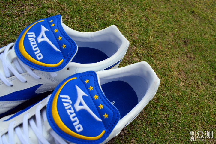 美津浓MIZUNO WAVE CUP LEGEND AS足球鞋