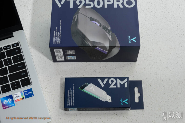 普及4KHz的屏显“超跑”游戏鼠标 VT950PRO_新浪众测