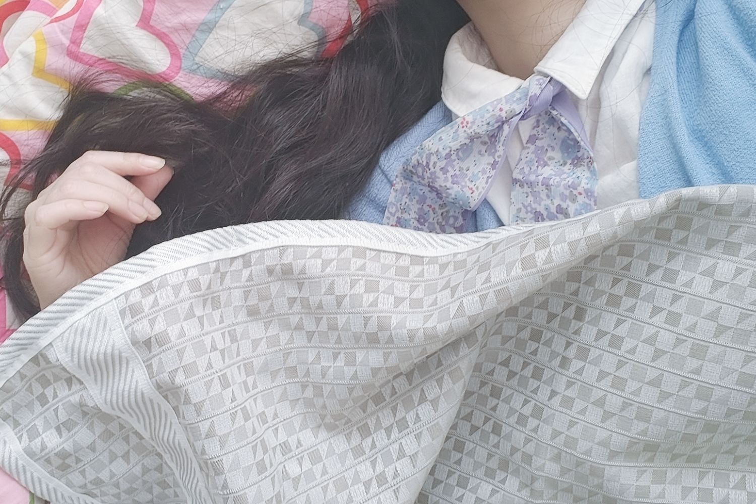 寒冬的夜晚，我用安全低电压速热电热毯