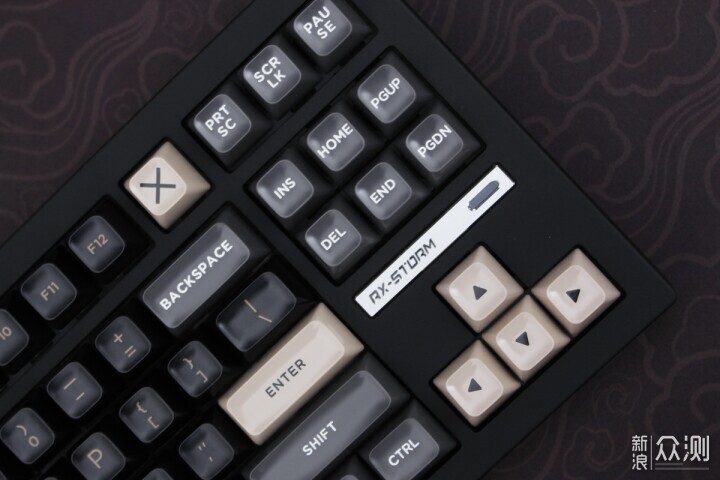 胶坨坨键盘——RX-STORM RX870三模机械键盘_新浪众测