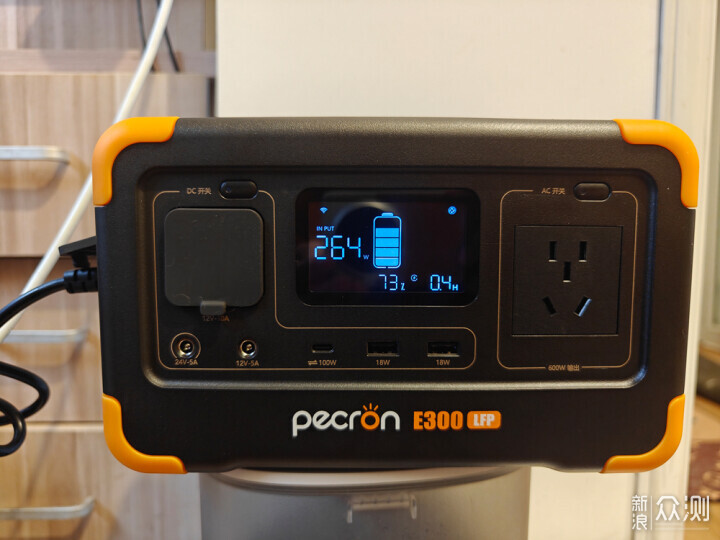 摄影师的移动小电源，百克龙E300LFP使用体验_新浪众测