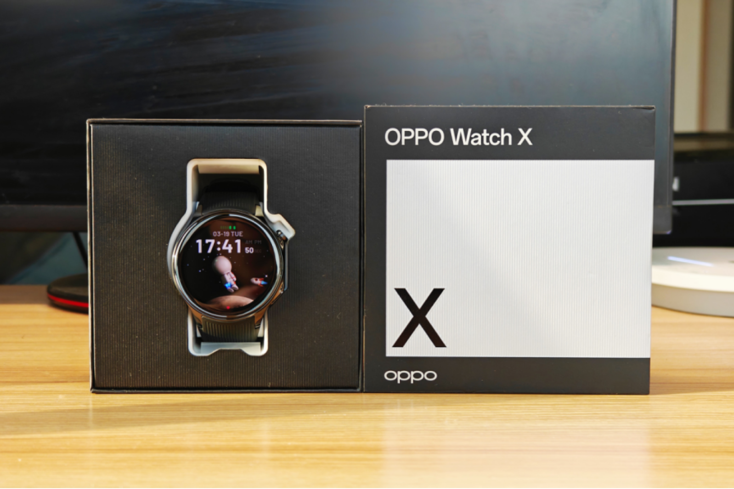 OPPO手表Watch X，圆形表盘设计，又强又好看
