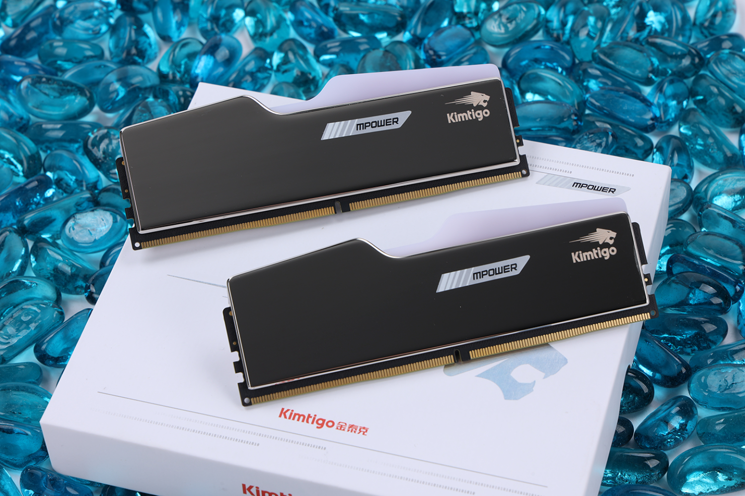 金泰克战虎DDR5-7200MHz 16G*2内存测评分享