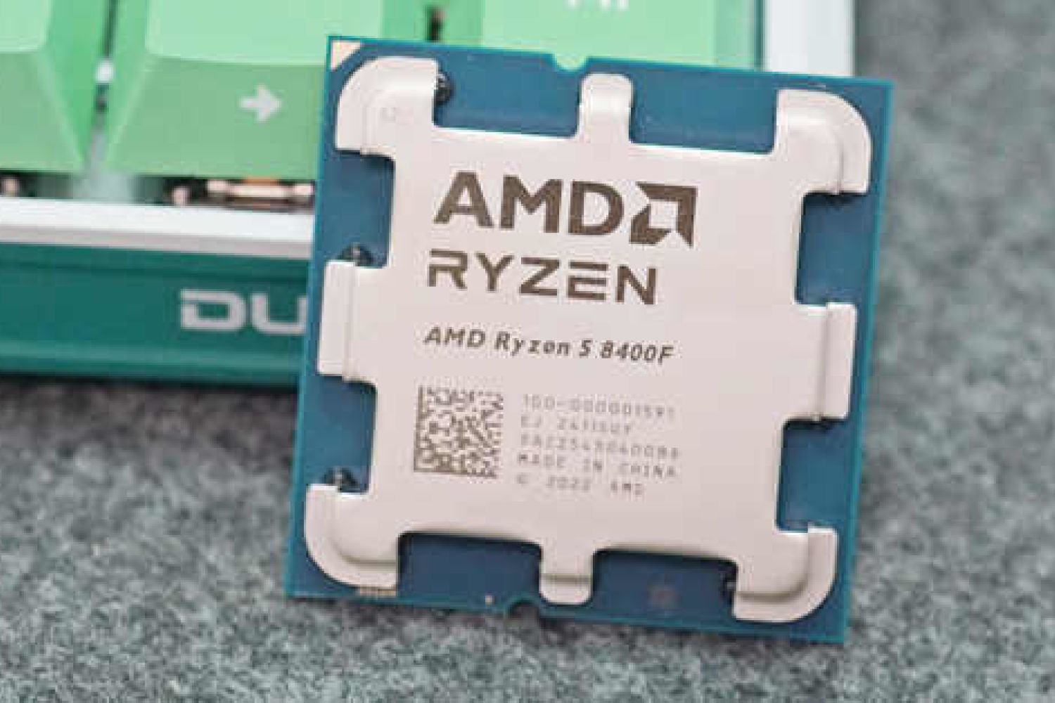 多重阉割后的AMD Ryzen5 8400F到底还Yes么？