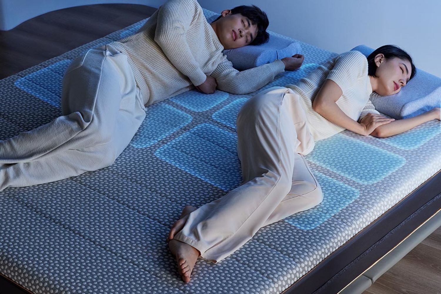 8H AI智能撑腰护眠床垫发布，智能主动护腰脊