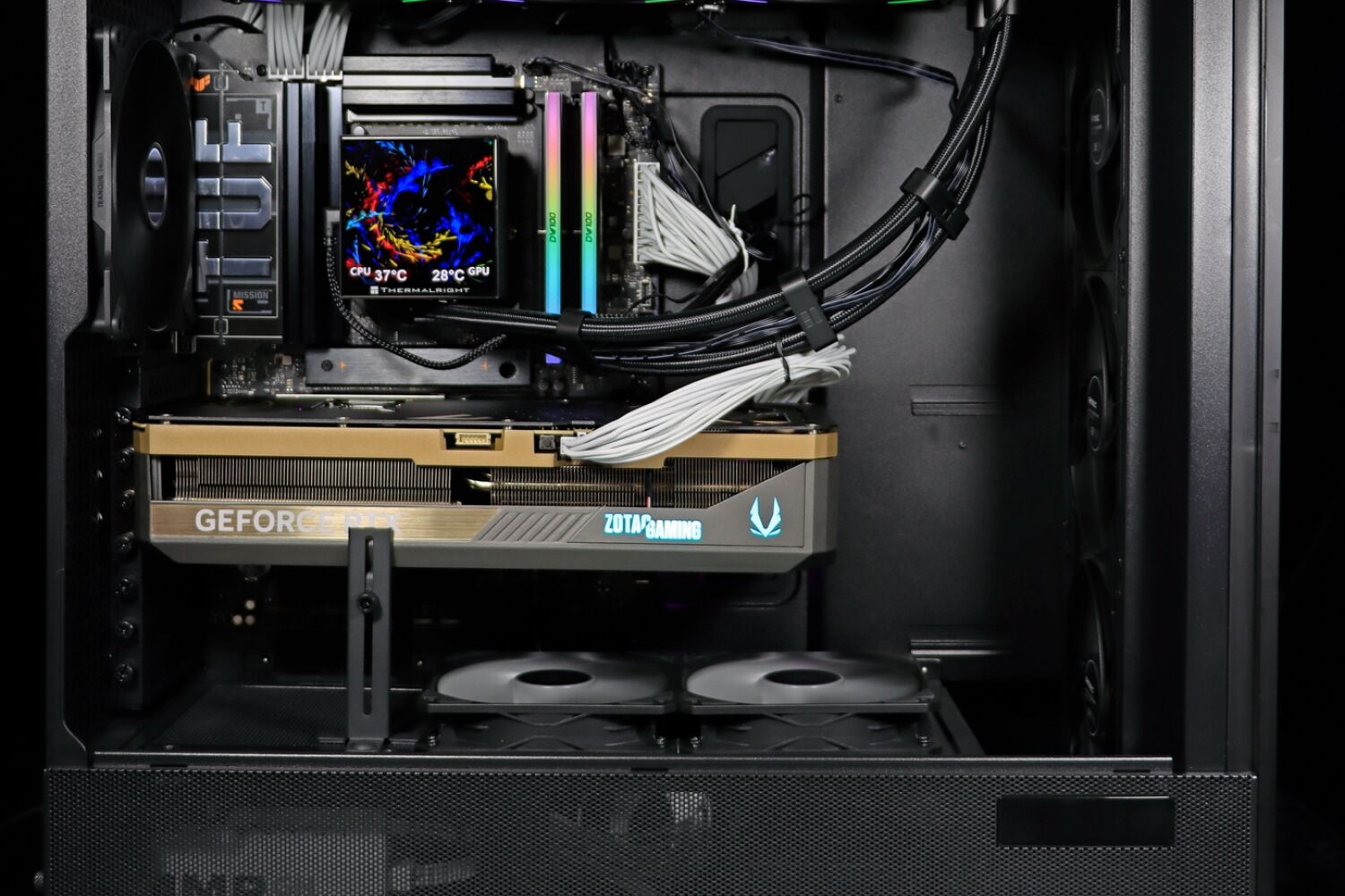 AMD Ryzen9 9950X3D 真强！
