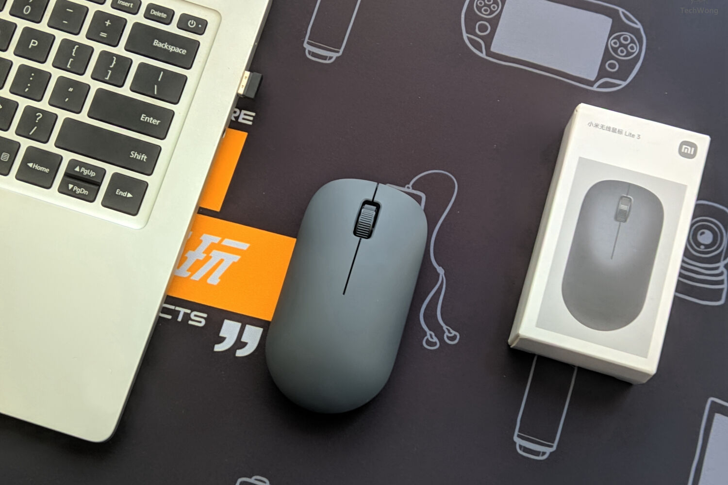 小米无线鼠标 Lite3，小巧轻盈且握感舒适